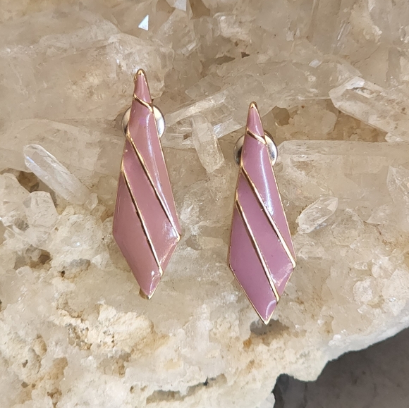 Vintage Gold Tone + Mauve Enamel Stud Earrings - Picture 5 of 5